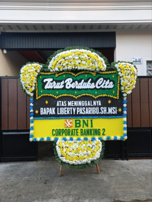 Papan Bunga Duka di Sajad